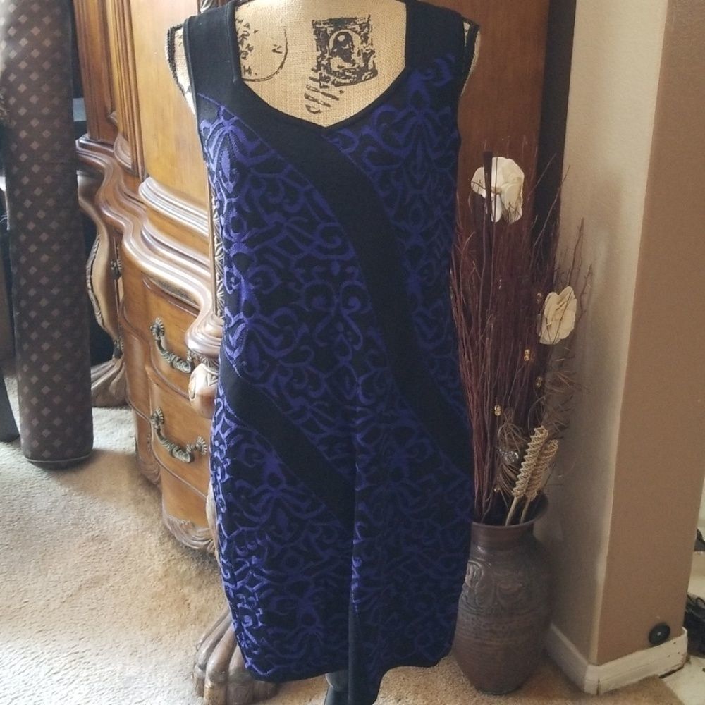 Carmen marc valvo dress